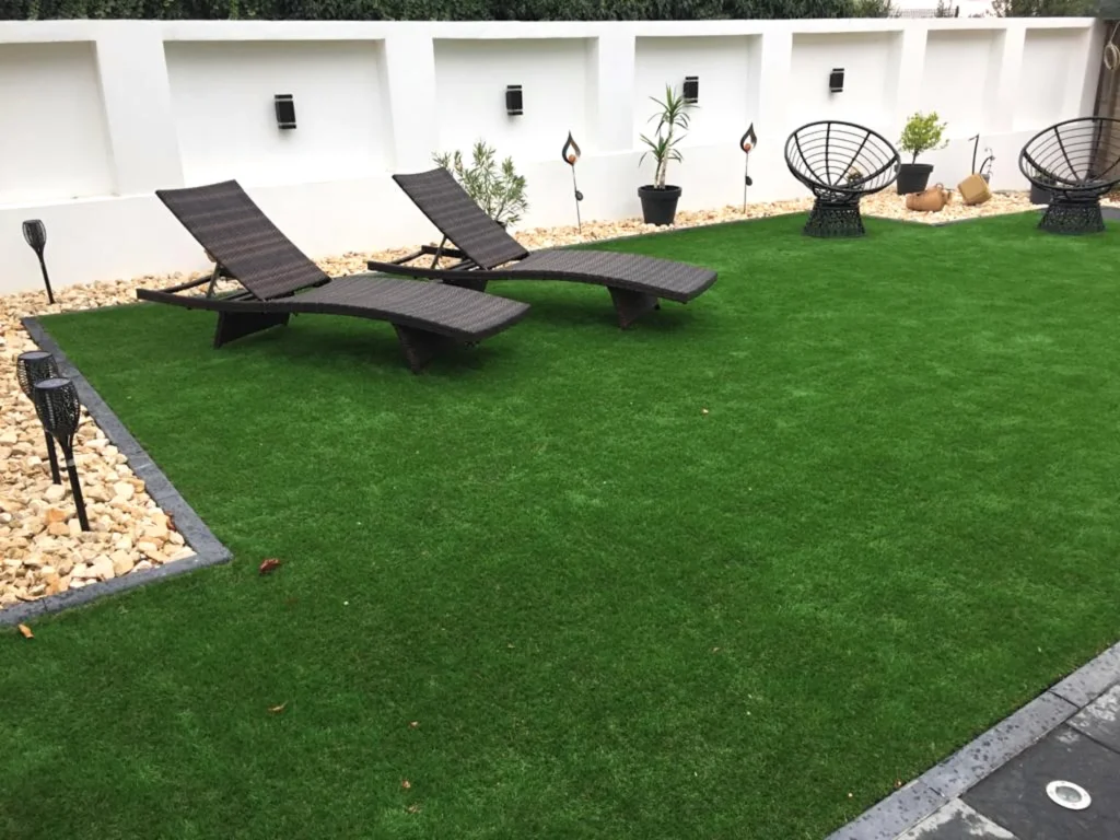 gazon artificial decorativ gradini mici